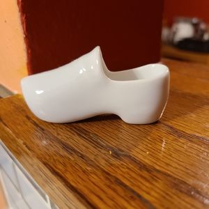 Chesteato China Mini Shoe